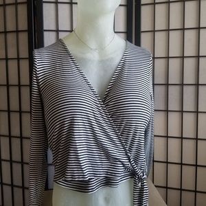 long sleeve crop top